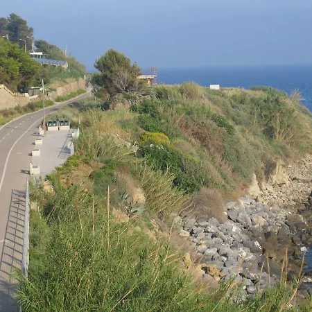 Narciso Centralissimo 아파트 산레모